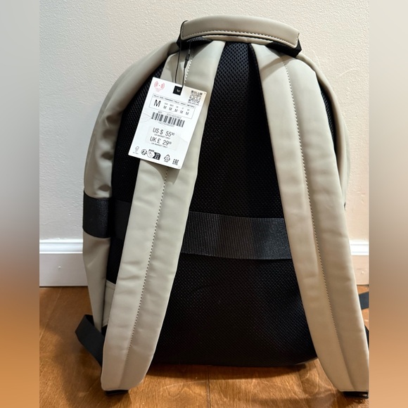 ZARA RUBBERIZED BACKPACK - Picture 2 of 6